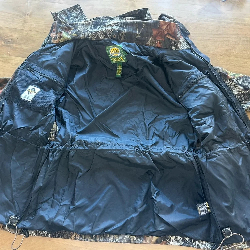 Cabela's Gore-Tex Mossy Oak Camouflage Jacket